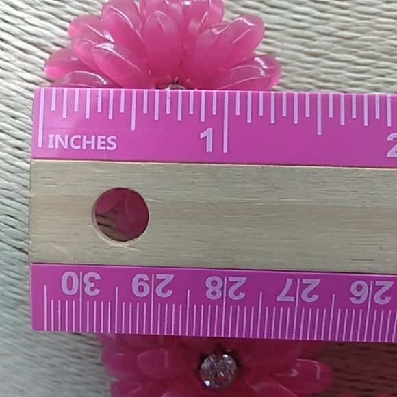 *Last One* J. Crew Dahlia Burst Necklace - Picture 4 of 7